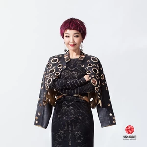 心上的罗加(伴奏)