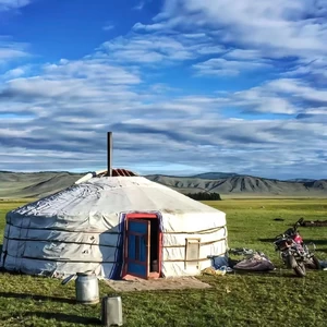 敖包相会(蒙语)